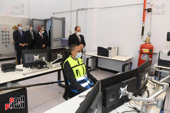 الرئيس السيسى يفتتح محطة بنبان ومشروعات كهرباء بالصعيد (13)