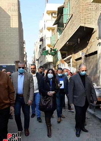 محافظ القاهرة ومساعد رئيس الوزراء يتفقدان مشروع إعادة احياء القاهرة التاريخية (20)