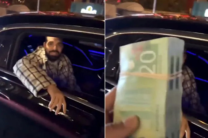 دريك يوزع الاموال