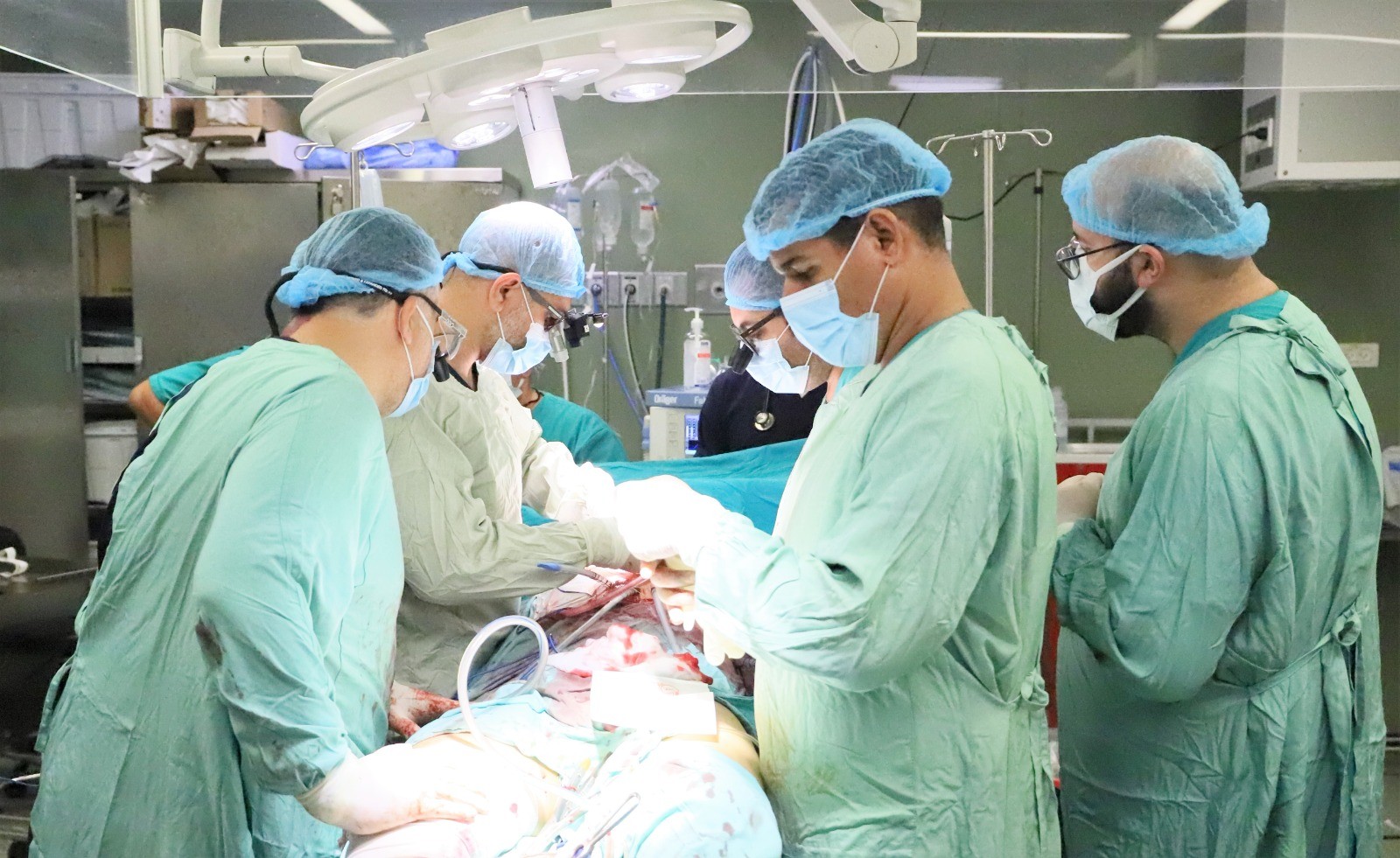 الوفد الطبي المصري في غزة