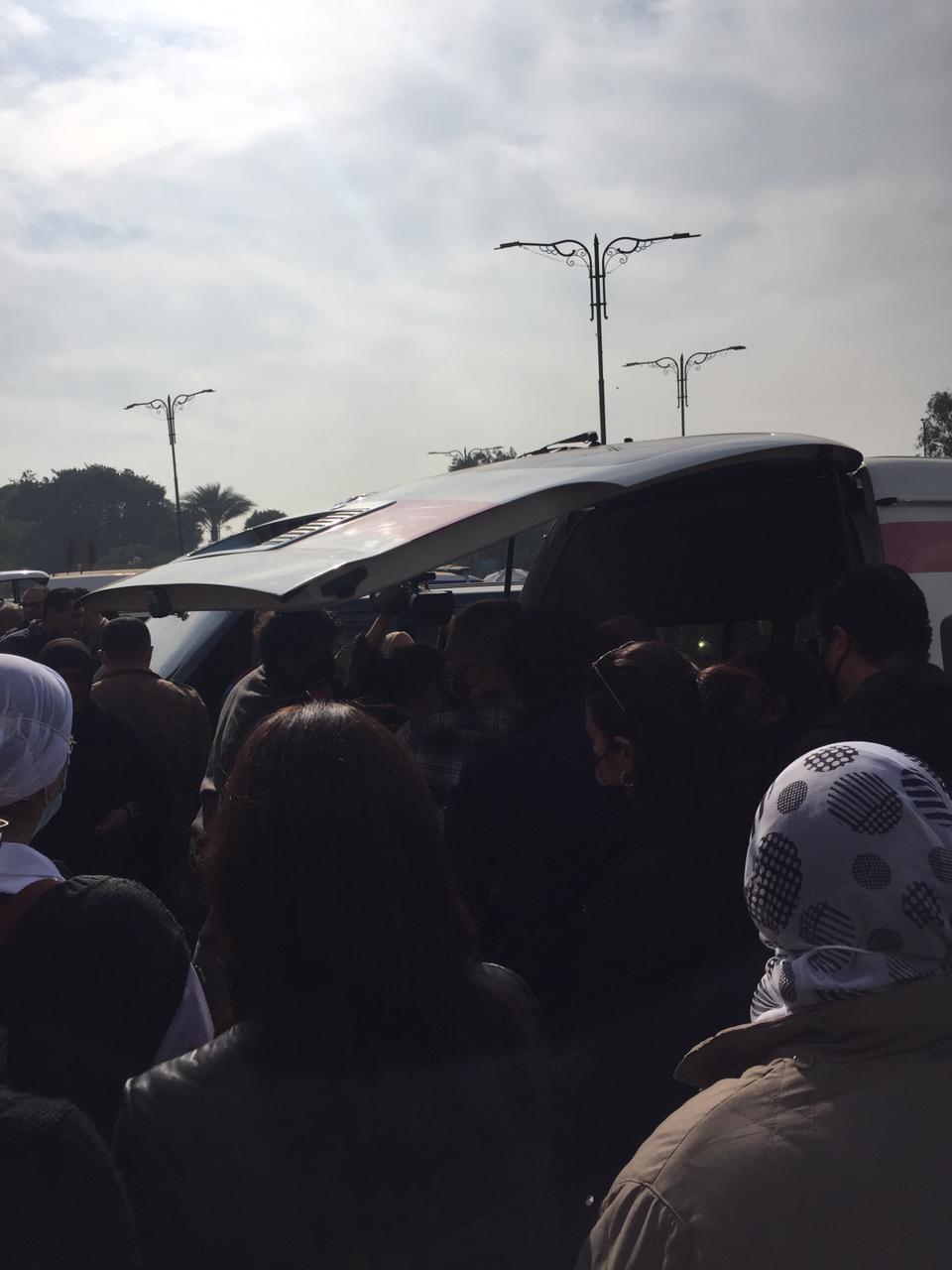 جانب من الجنازة (8)