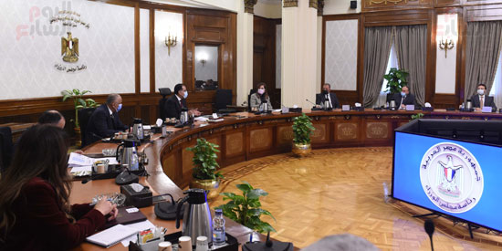 اجتماع المجلس التنسيقي للسياسلت النقدية والمالية  (4)