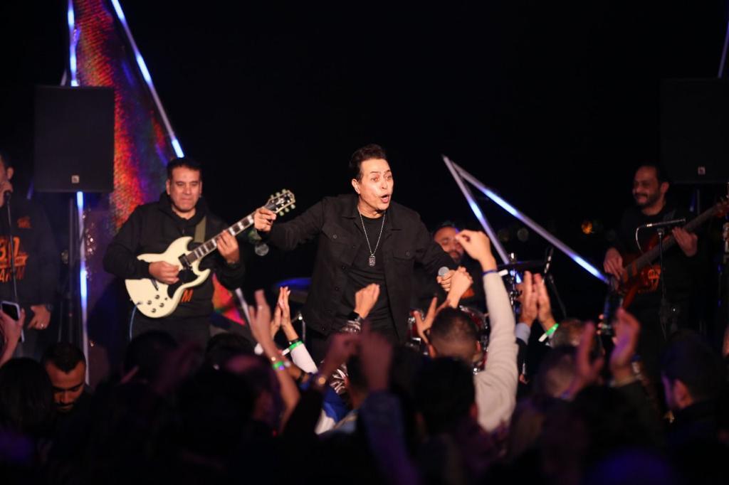 حفل حكيم فى الغردقة (4)