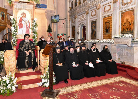 البابا تواضروس يترأس قداس رأس السنة بالكاتدرائية المرقسية (5)