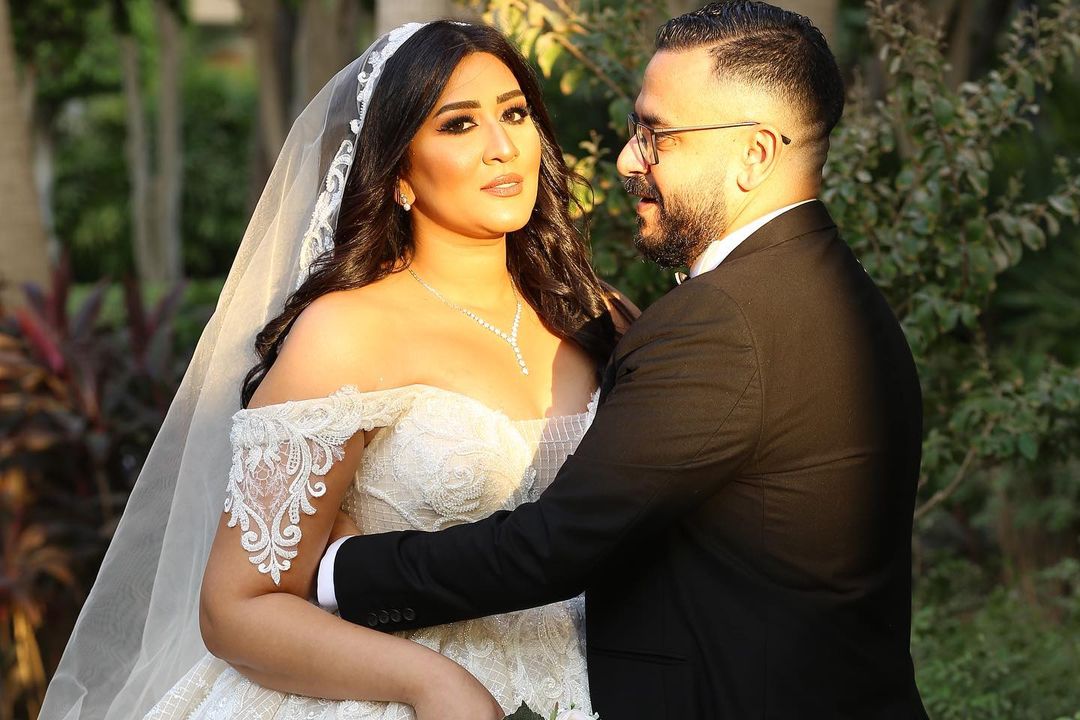 دنيا صلاح مع زوجها هيثم