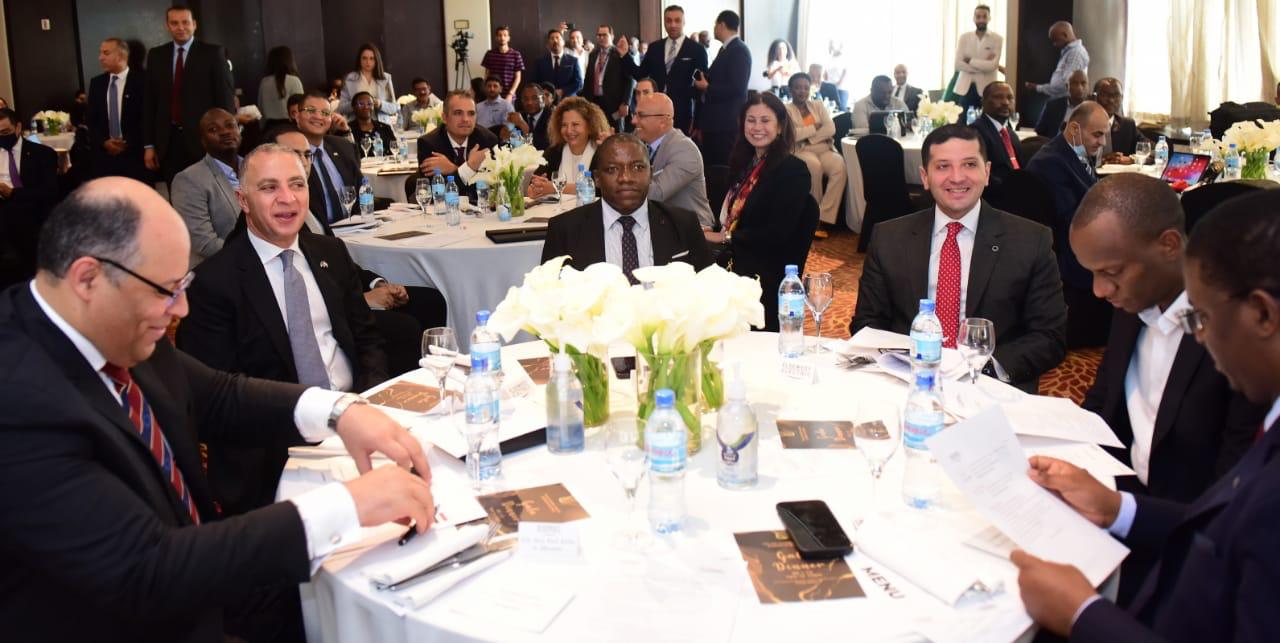 جانب من فعاليات المنتدى