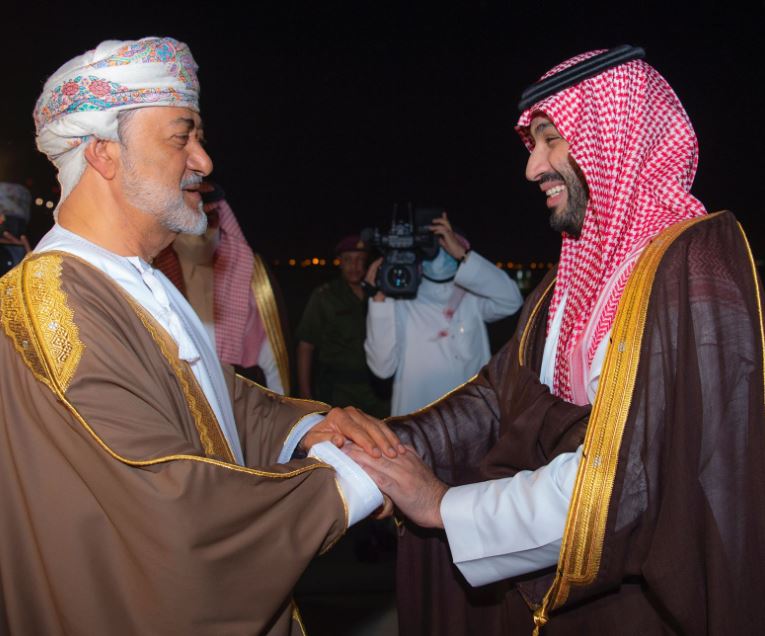 سلطان عمان يستقبل ولي عهد السعودية