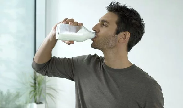 دراسة تزعم أن الحليب يسبب سرطان الثدي