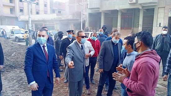 المحافظ يوجه بسرعة الاعمال المحافظ يوجه بسرعة الاعمال