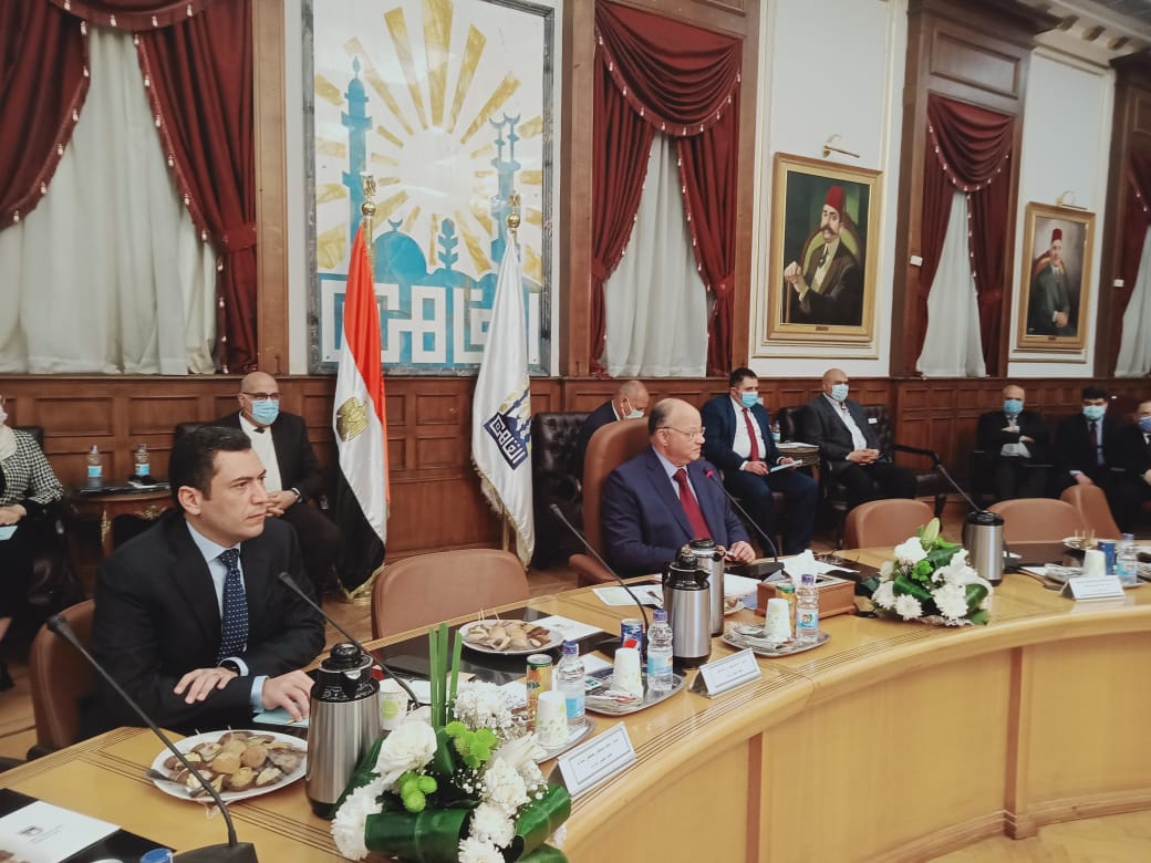 محافظ القاهرة يلتقى اعضاء البرلمان (5)