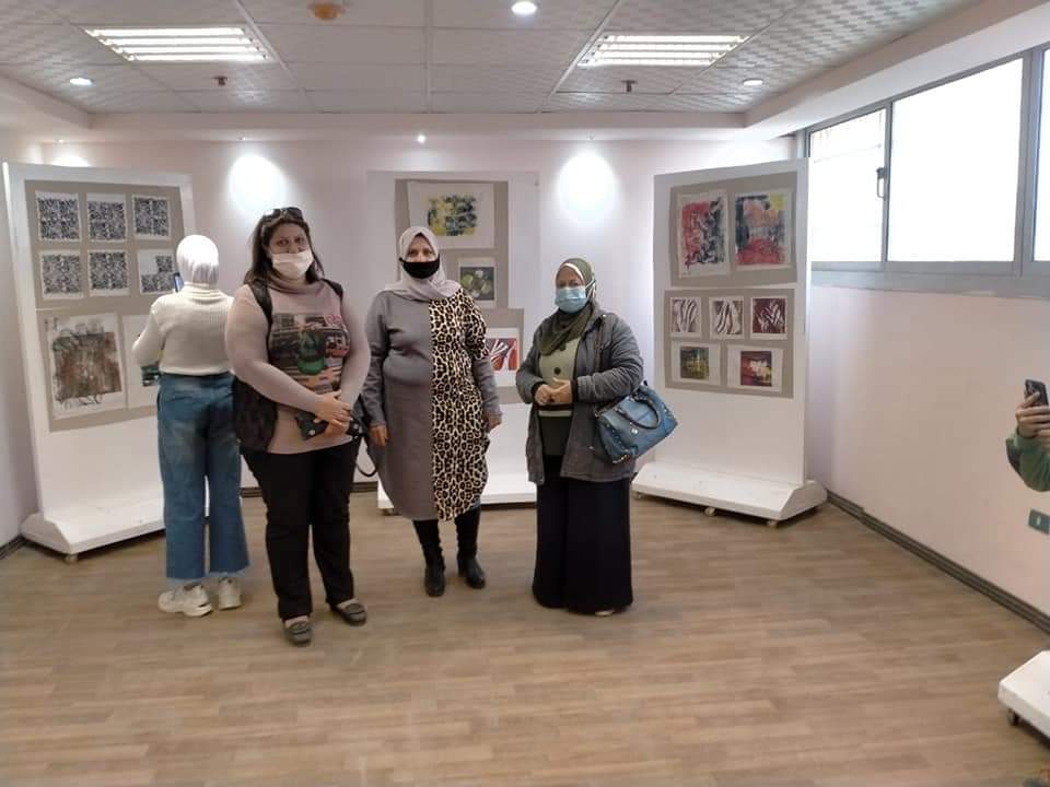أول معرض للفن التشكيلي بقصر ثقافة بني سويف  (4)