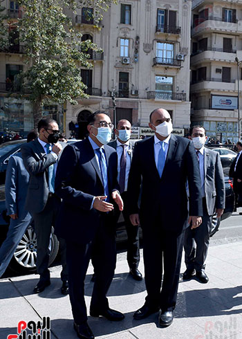 رئيس الوزراء مع رئيس وزراء الاردن بميدان التحرير ‎