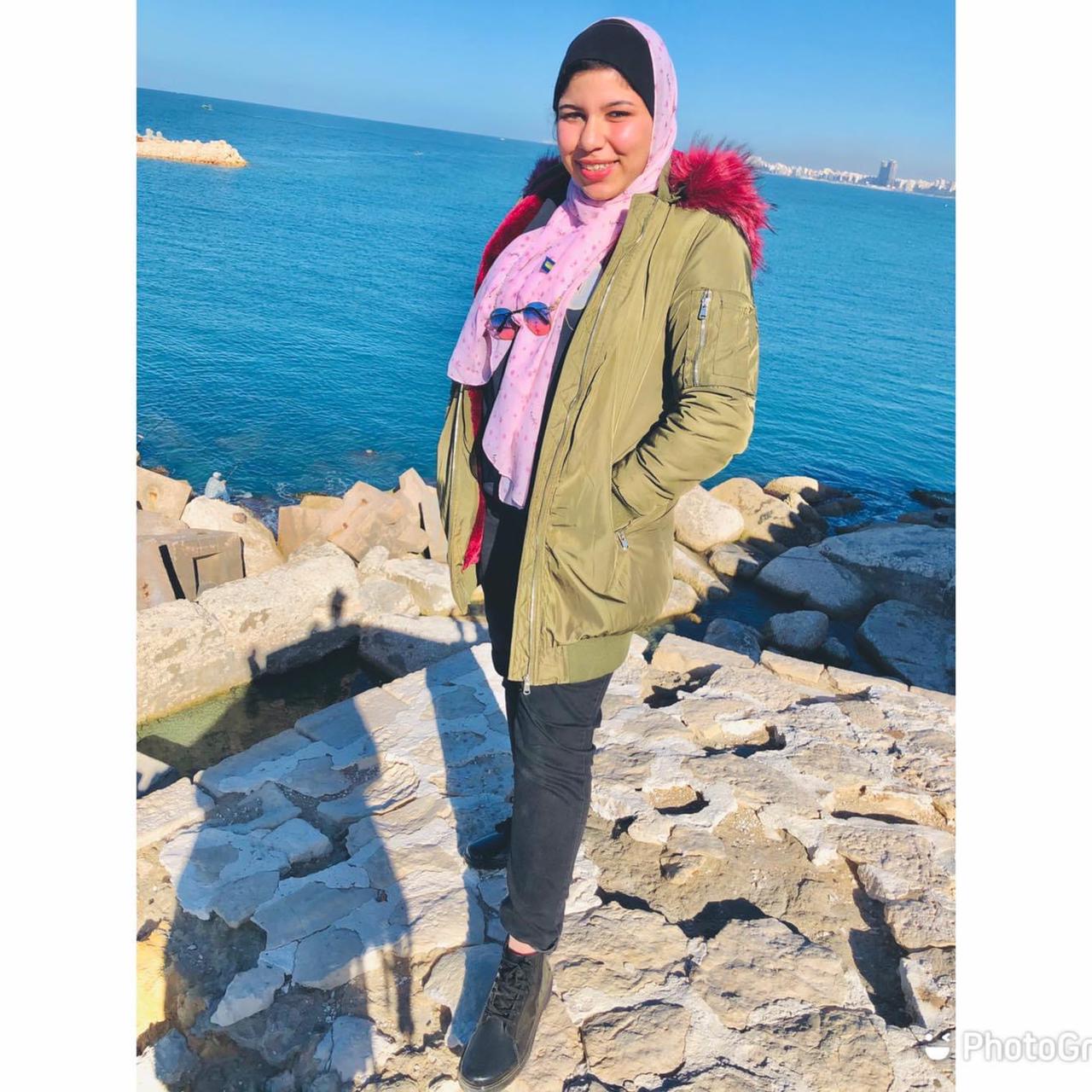 يارا صفوت 2
