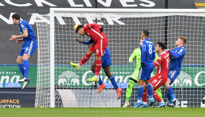 جانب من مباراة ليفربول وليستر سيتي