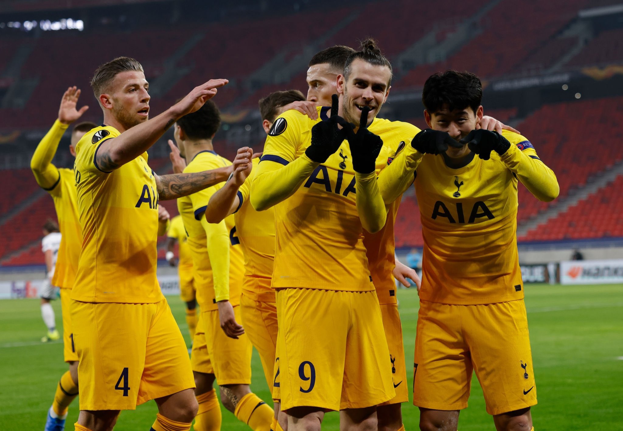 وولفسبيرجر ضد توتنهام (1)