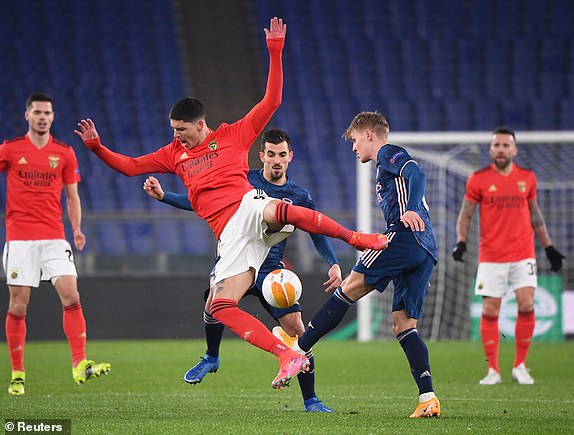 بنفيكا ضد آرسنال (2)