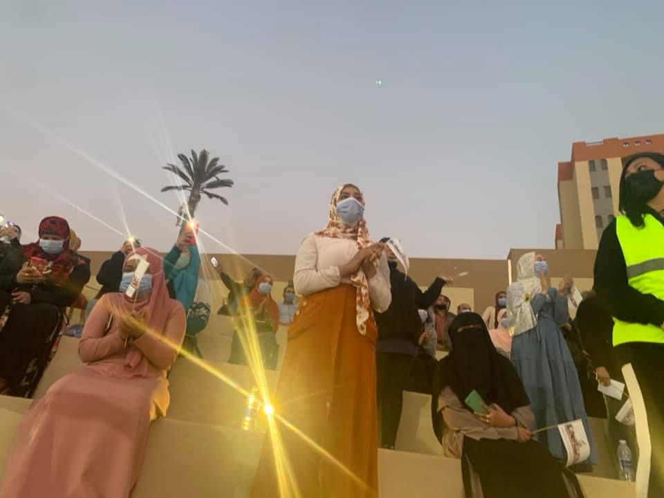 جانب من الاهالى الحاضرين فى ايفنت دكان الفرحة