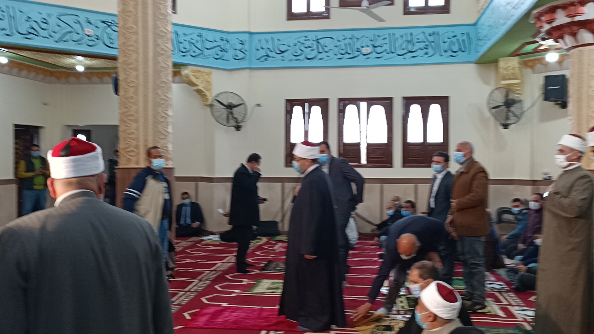 وزير الأوقاف ومحافظ المنوفية يفتتحان مسجد عصمت السادات (4)
