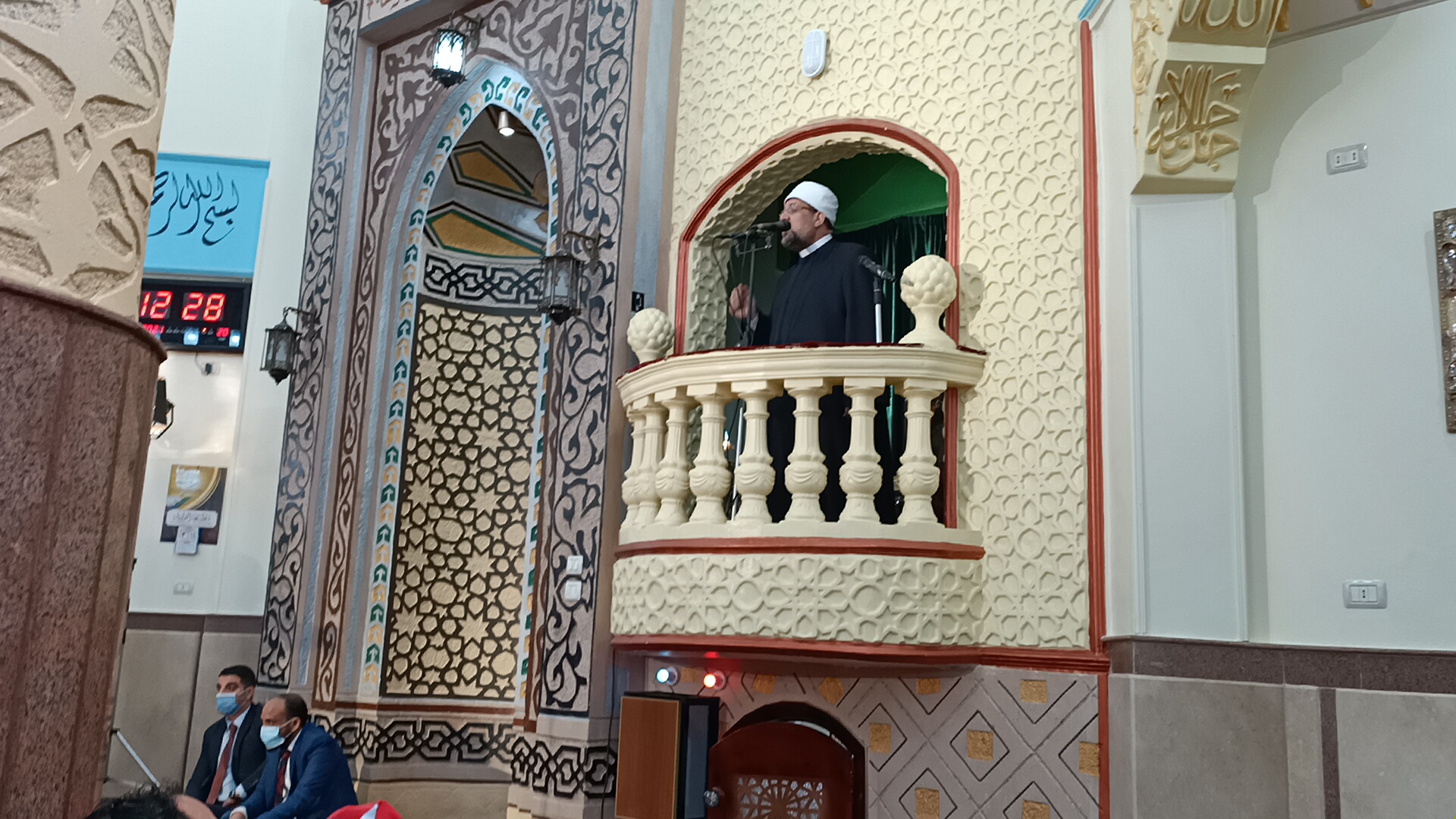 وزير الأوقاف خلال خطبة الجمعة بمسجد عصمت السادات (5)