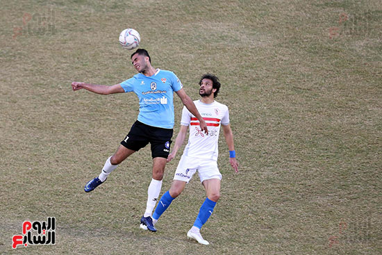 صور.. محمد عبد الغنى ينزف دمًا وتبديل إضطرارى للزمالك أمام ...