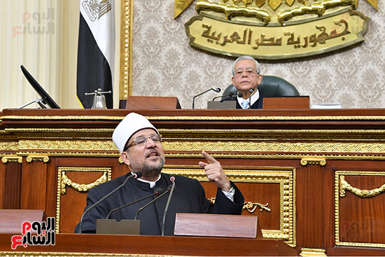 وزير الاوقاف يلقى بيانه امام النواب وزير الاوقاف يلقى بيانه امام النواب
