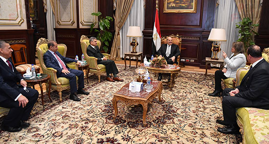 رئيس مجلس الشيوخ  (8)