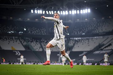 احتفالات رونالدو احتفالات رونالدو