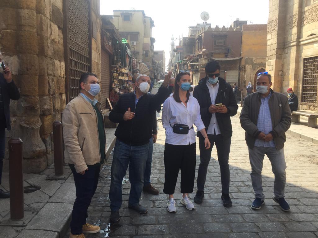 المؤثرون العرب أثناء الزيارة المؤثرون العرب أثناء الزيارة