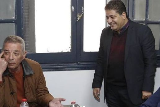 مع اعضاء اللجنة