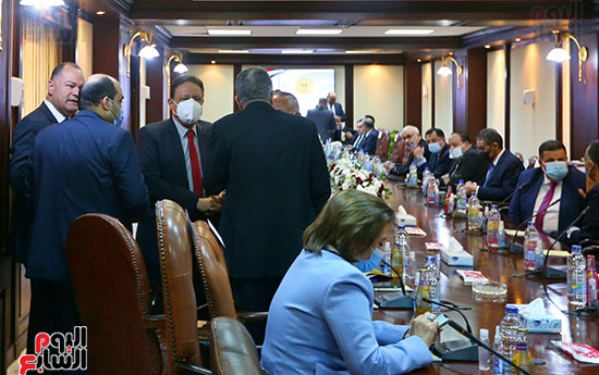 اجتماع المجلس الأعلى لتنظيم الإعلام (12)