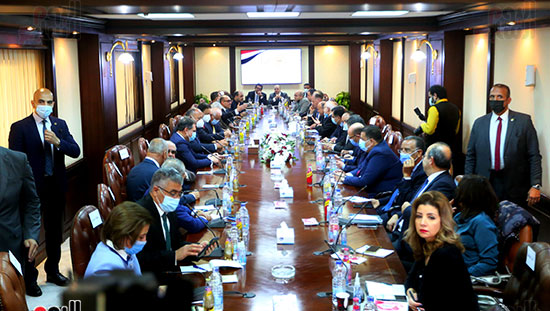 اجتماع المجلس الأعلى لتنظيم الإعلام (13)