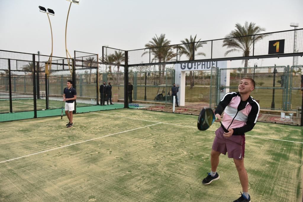 طلعت مصطفى توقع اتفاقية مع Go Padel (1)