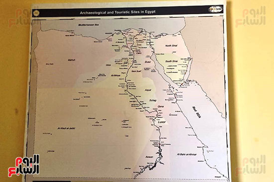 وزير الآثار يفتتح مقابر الحواويش (6)