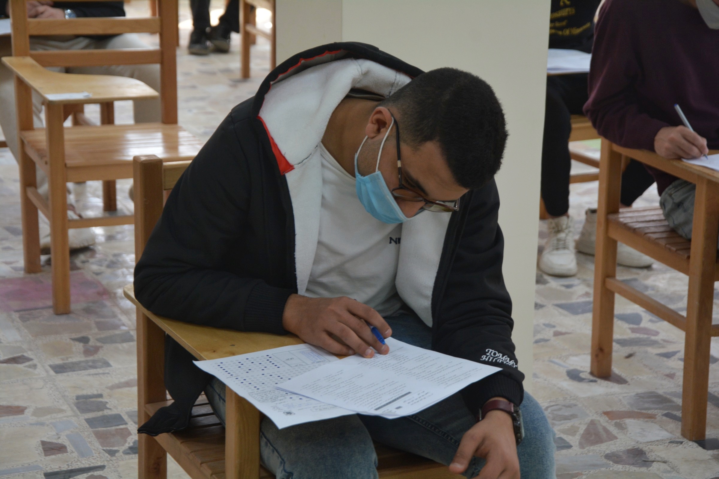 طلاب بورسعيد يؤدون الامتحانات  (1)
