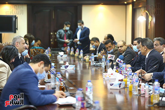 اجتماع المجلس الأعلى لتنظيم الإعلام بالقيادات الإعلامية (1)