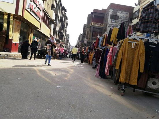 شوارع الجيزة تحولت إلى سوق عشوائى (3)