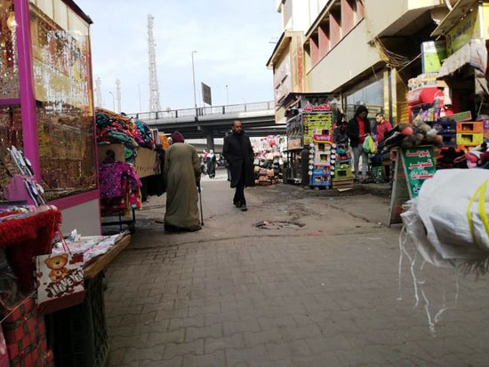 شوارع الجيزة تحولت إلى سوق عشوائى (18)