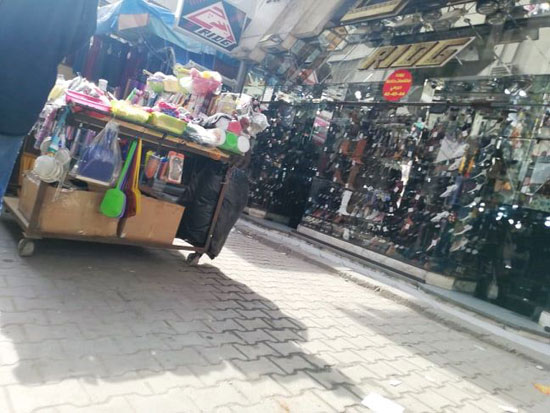 شوارع الجيزة تحولت إلى سوق عشوائى (16)