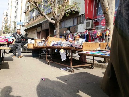 شوارع الجيزة تحولت إلى سوق عشوائى (13)