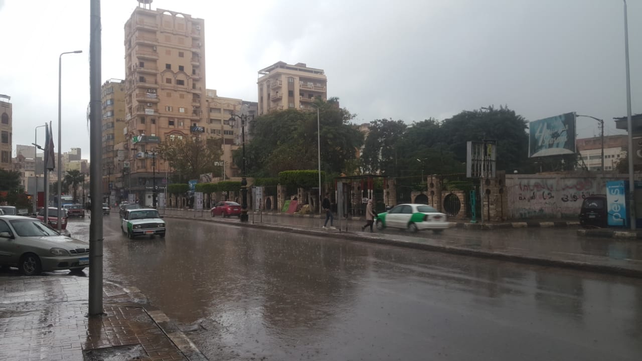 الأمطار الغزيرة تضرب محافظة البحيرة (2)