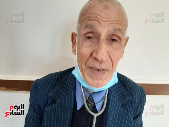 الدكتور محمد عبد الفتاح استشارى الامراض الصدرية