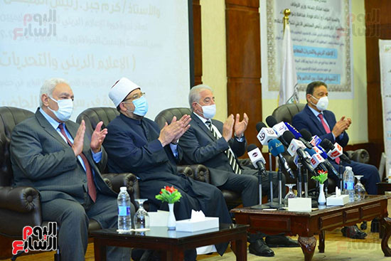 وزير الاوقاف ومحافظ جنوب سيناء بدورة الاعلام الدينى
