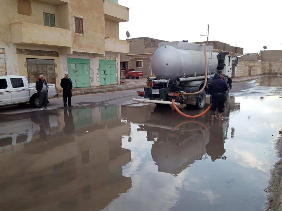 التخلص من مياه الامطار بوسط سيناء