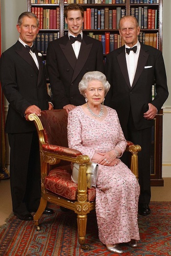 الملكة اليزابيث 2003