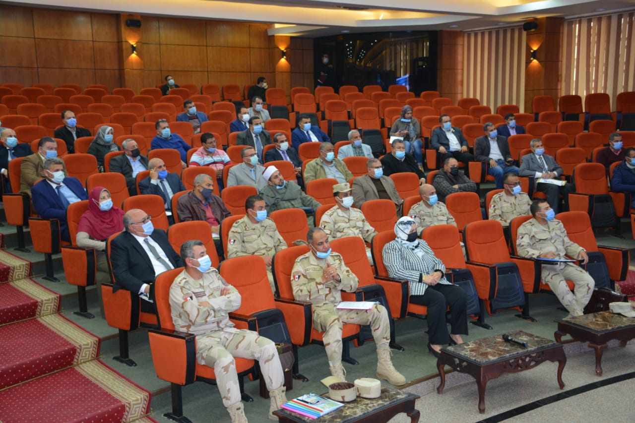 لقاء محافظ الدقهلية وقيادات الجيش الثاني الميداني (5)
