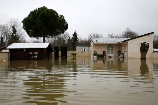فيضانات فرنسا (9)