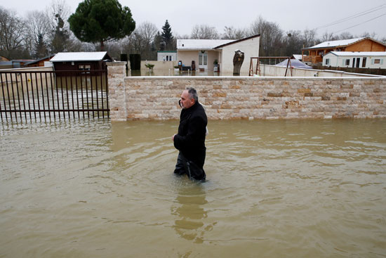 فيضانات فرنسا (4)