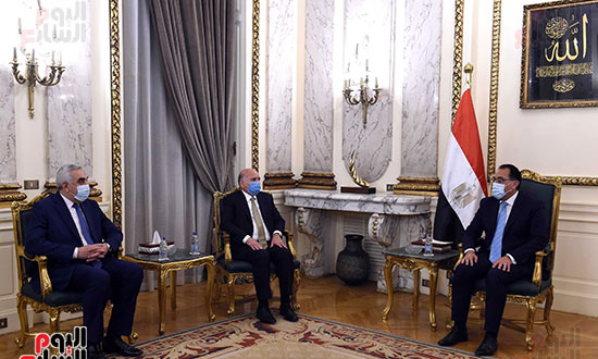رئيس الوزراء يستقبل وزارة الخارجية العراقية (5)