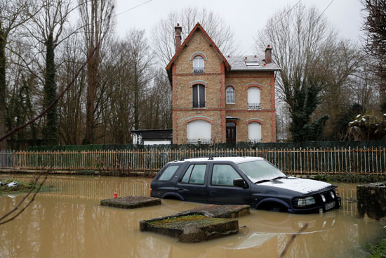 فيضانات فرنسا (14)