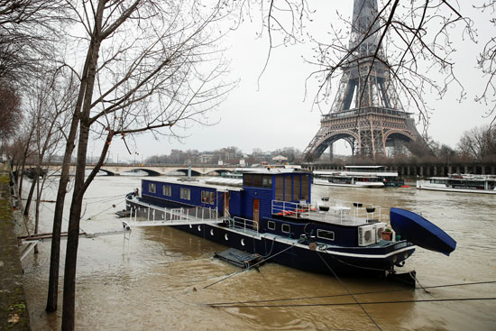 فيضانات فرنسا (2)
